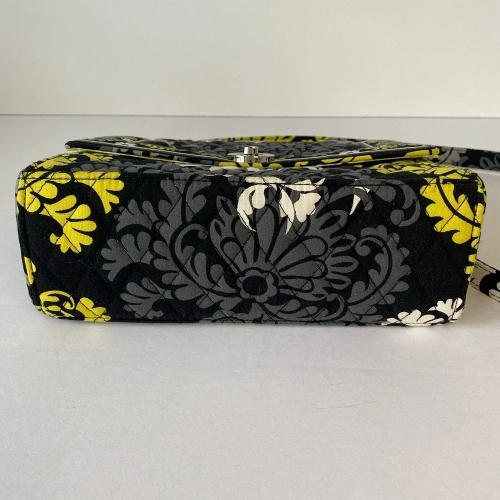 VERA BRADLEY Baroque HANDBAG Purse Black Acid Yellow White Satchel‎ Crossbody